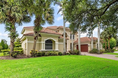 Over 6,000 reasons to Discover...over 6,000 SQ Ft in this true 5 - photo 3