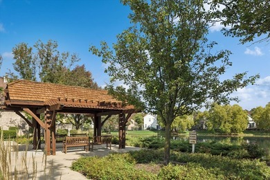 Luxury, Space, and Zero Maintenance in Oakbrook Terrace A truly - photo 20