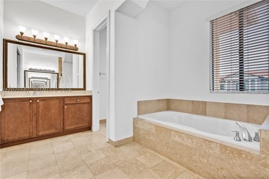 Discover luxury living in this stunning 5 bed/4 bath Florence - photo 31