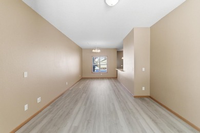 This well-maintained one-level townhome offers approximately 1 - photo 5