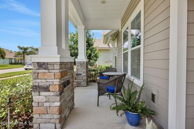 Welcome to Oxford Estates! This beautifully upgraded 4-bedroom - photo 5