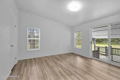 Enjoy peaceful Priest Lake living in this charming, newly - photo 19