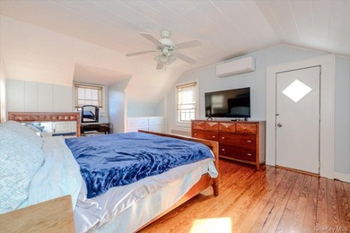 Enjoy your summer in this stunning waterfront retreat offering - photo 19