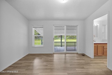 Enjoy peaceful Priest Lake living in this charming, newly - photo 20