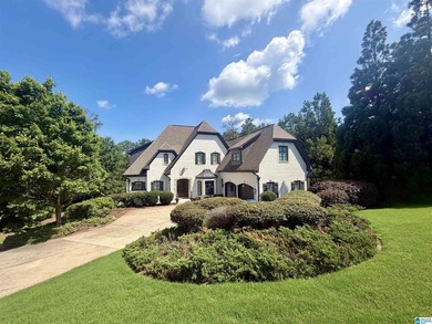 Experience one of Glasscott's finest homes, perfectly positioned - photo 1