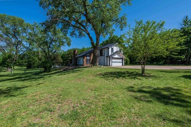 (private lake, pond, creek) Home Sale Pending in Wichita Kansas