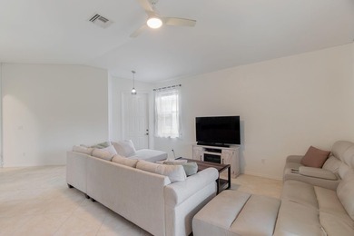 Located just off of Atlantic Ave in the quaint & beautiful - photo 5