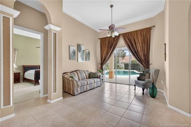 Lovely 4-bedroom, 3-bath, 3-car garage home in the prestigious - photo 7
