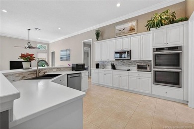 Lovely 4-bedroom, 3-bath, 3-car garage home in the prestigious - photo 8