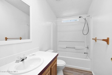 Enjoy peaceful Priest Lake living in this charming, newly - photo 31