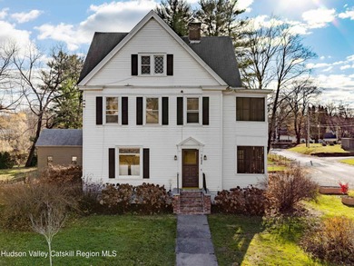 (private lake, pond, coastal) Home For Sale in Red Hook New York