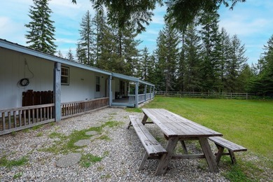 Enjoy peaceful Priest Lake living in this charming, newly - photo 33