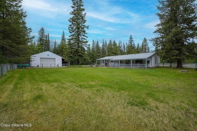 Enjoy peaceful Priest Lake living in this charming, newly - photo 35