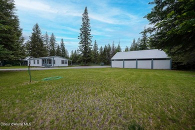 Enjoy peaceful Priest Lake living in this charming, newly - photo 47