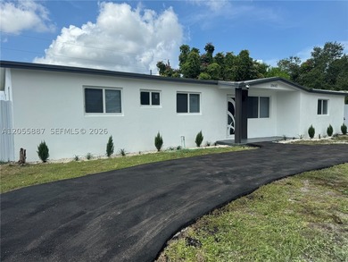 BUY THIS BEAUTIFULLY RENOVATED 5-BEDROOM, 4-BATHROOM - photo 4