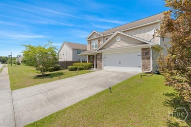 This move-in ready home stands out with exceptional curb appeal - photo 3