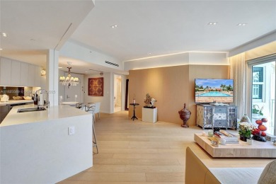 Luxurious and professionally decorated 2 bedroom/2 bathroom unit