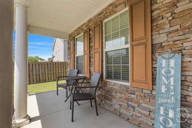 This move-in ready home stands out with exceptional curb appeal - photo 5