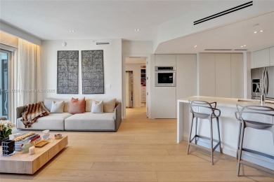 Luxurious and professionally decorated 2 bedroom/2 bathroom unit