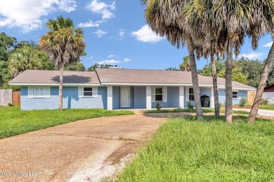 This 3-bedroom, 3-bathroom residence offers the perfect blend of - photo 2