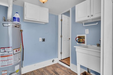 This 3-bedroom, 3-bathroom residence offers the perfect blend of - photo 8