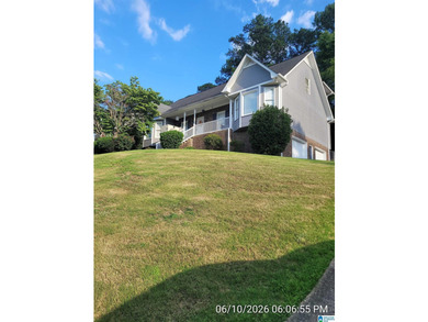 Are you looking for a spacious and flexible layout perfect for - photo 1