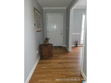 Are you looking for a spacious and flexible layout perfect for - photo 3