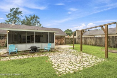 Discover your own private oasis in the charming Heron Bayou - photo 6