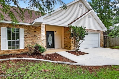 Situated on approximately 0.55 acres in the heart of Diamondhead - photo 2