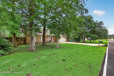 Situated on approximately 0.55 acres in the heart of Diamondhead - photo 4
