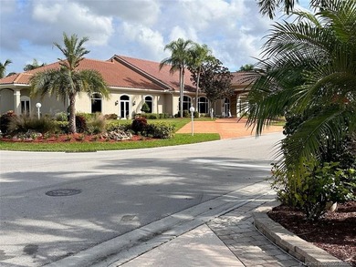 Nestled in the heart of the resort, this prime lot boasts an - photo 2