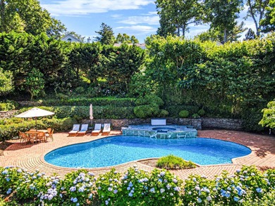 Welcome to 88 E. Shore Road, an extraordinary waterfront - photo 16