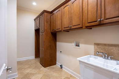 Mountain Retreat - Nestled upon 3.75 acres of wooded privacy - photo 37