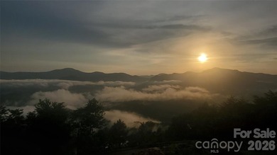 Spectacular views await you from this amazing 3 bedroom, 3.5 - photo 37