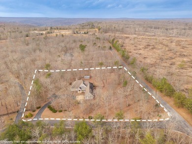 Mountain Retreat - Nestled upon 3.75 acres of wooded privacy - photo 48