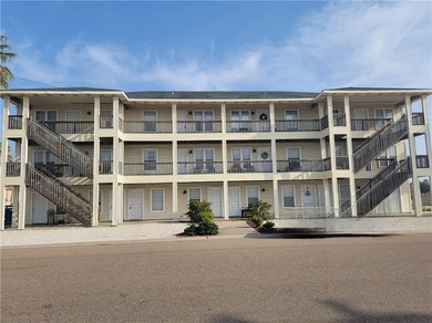 Island living at its best, centrally located to everything the - photo 1
