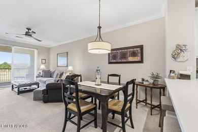 Updated condo in the exclusive gated community of Rarity - photo 17