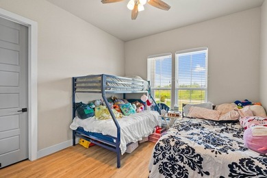 Welcome to 360 Club Oak Lane in the thriving community of - photo 21