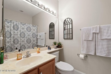 Updated condo in the exclusive gated community of Rarity - photo 29