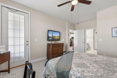 Updated condo in the exclusive gated community of Rarity - photo 32