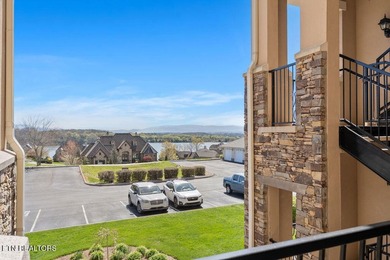 Updated condo in the exclusive gated community of Rarity - photo 35
