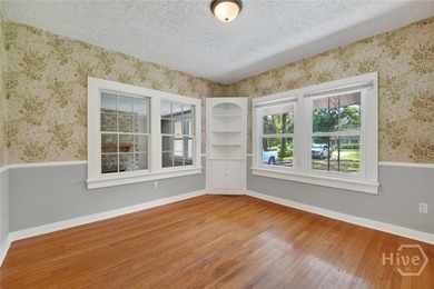 Don't miss this wonderful opportunity to own a great home on - photo 7