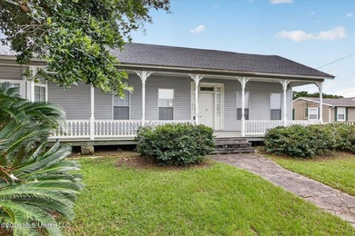 Step back in time with this one-of-a-kind historic estate - photo 8