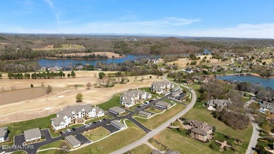 Updated condo in the exclusive gated community of Rarity - photo 40