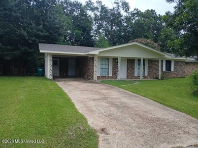 Come see this beautifully remodeled home in the heart of - photo 2