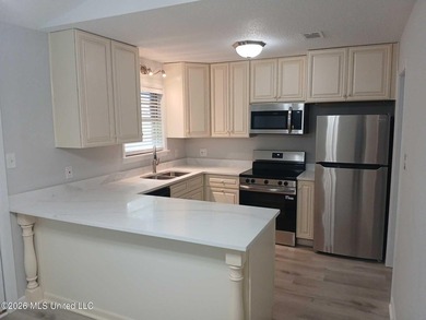 Come see this beautifully remodeled home in the heart of - photo 7