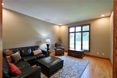 High quality craftmanship and custom design highlight this - photo 17