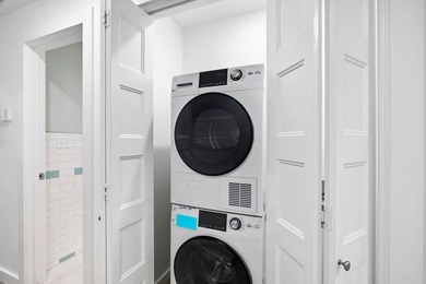 Welcome to LITTLE BAY LANDING, a beautifully renovated 24-unit - photo 19