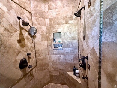 BACK ON THE MARKET - sale failed - This exceptional luxury - photo 20