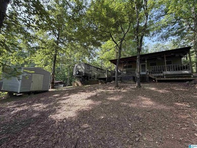 Rare property located on Piney Woods Creek. This property has a - photo 2